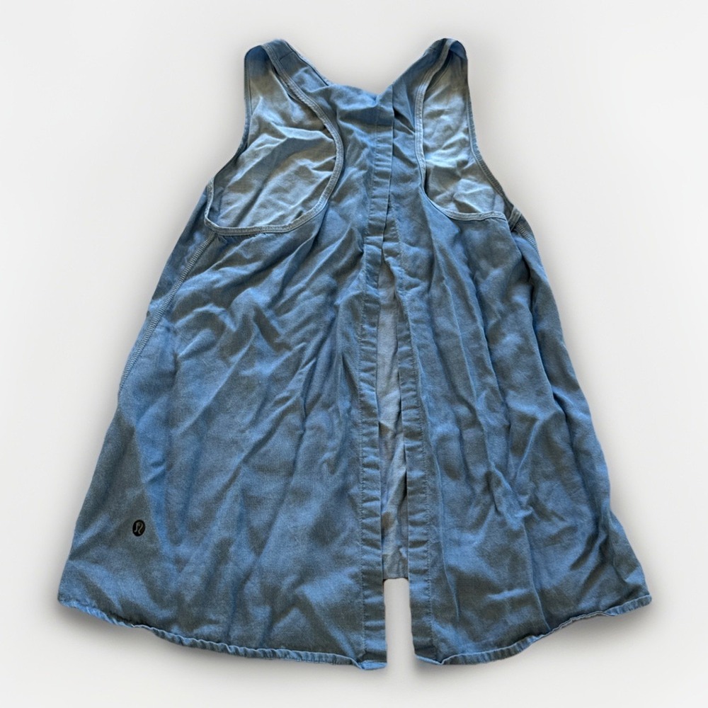 Lululemon All Tied Up Tank Womens‎ 4 (Tencel) in Blue Denim